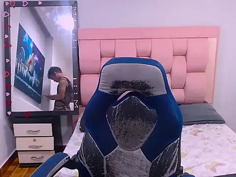 Snapshot of WilThePasive chatting on 02/17/26, 04:02 WilThePasive online show from 02/17/26, 04:02