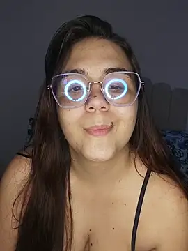 its lauu  online show from 04/03/26, 05:05