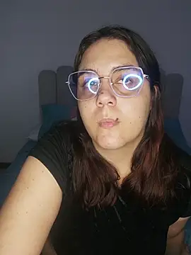 its lauu  online show from 05/15/26, 06:42