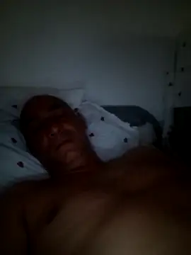 feri1985 online show from 04/18/26, 08:53