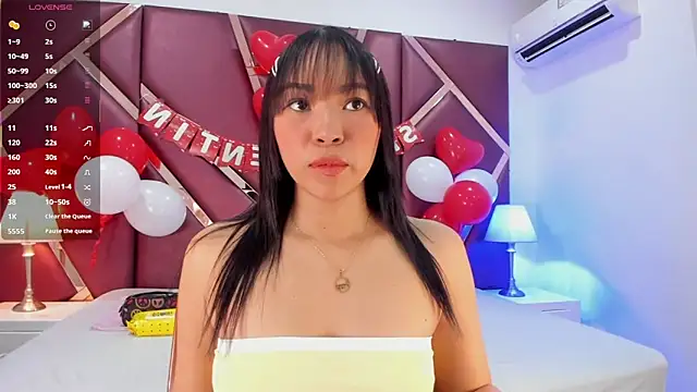 ValeriaRey online show from 02/13/26, 04:58