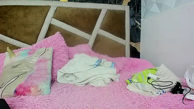 Kimmy london19 online show from 03/18/26, 02:26