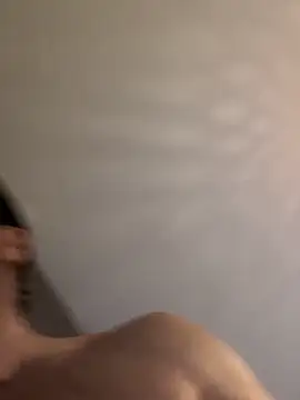 Roberto081www online show from 04/16/26, 08:31