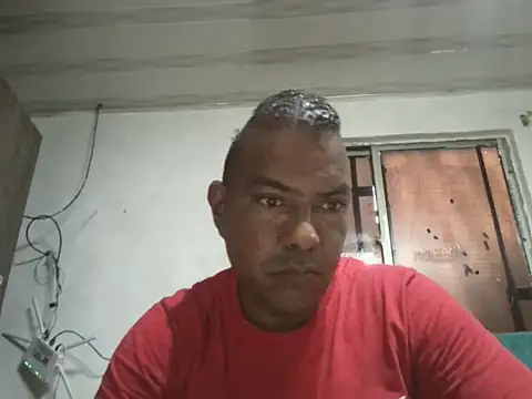 Snapshot of Quillero18 chatting on 07/01/26, 02:29 Quillero18 online show from 07/01/26, 02:29