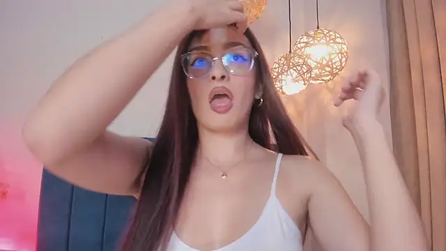 AndraCyruss online show from 03/23/26, 11:42