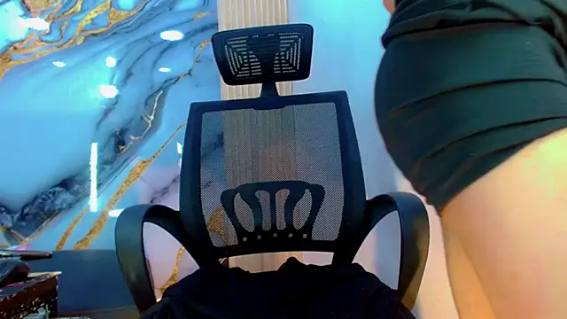 DaviidBuckx  online show from 03/27/26, 08:26