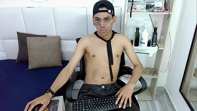 DaviidBuckx  online show from 05/10/26, 08:58