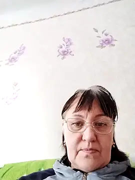 ViolaStar75 online show from 02/18/26, 07:04