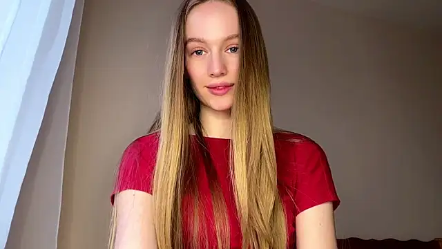 Snapshot of Viktoria_Vibes chatting on 02/20/26, 02:50 Viktoria Vibes online show from 02/20/26, 02:50