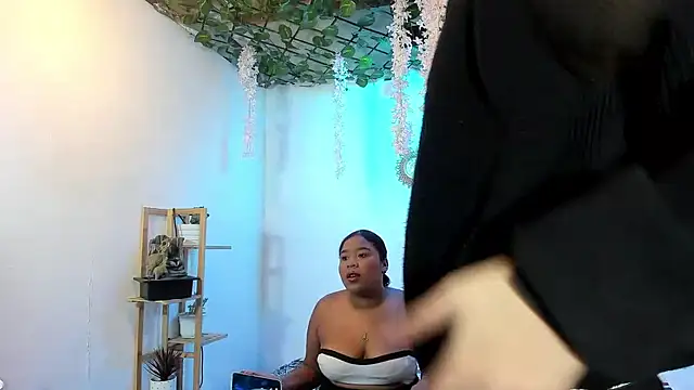 Lizeth hot2002 online show from 02/25/26, 01:26