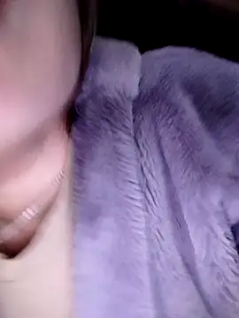 Yiyoongg online show from 02/13/26, 12:34