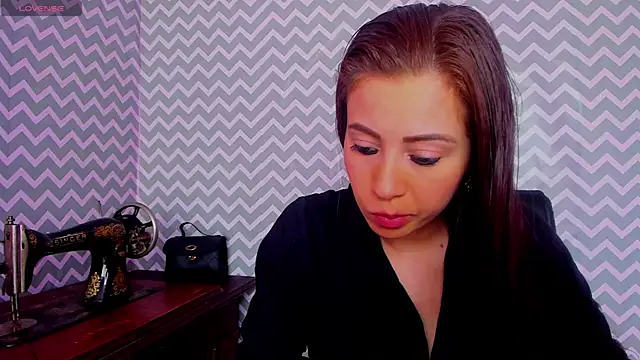 hanna hell  online show from 03/14/26, 04:12