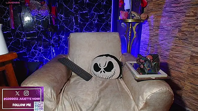 GoddessJulietteNoiir online show from 05/14/26, 10:22