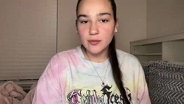 anitayurmoniii online show from 07/04/26, 02:40