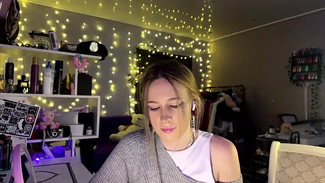 Snapshot of amily_sunray chatting on 02/21/26, 02:07 amily sunray online show from 02/21/26, 02:07