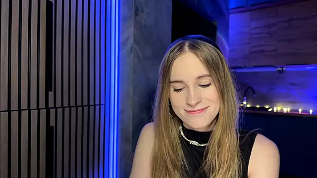 amily sunray online show from 05/16/26, 03:44