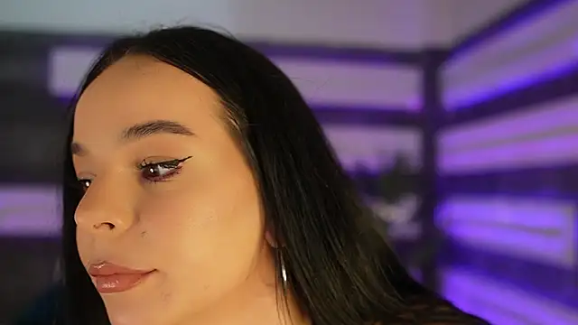 Snapshot of SkyMusee_ chatting on 02/19/26, 01:18 SkyMusee online show from 02/19/26, 01:18