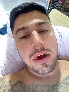 Snapshot of matt1804 chatting on 02/10/26, 06:23 matt1804 online show from 02/10/26, 06:23