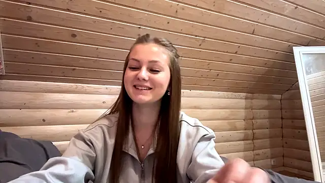 TessSamul online show from 04/30/26, 08:57