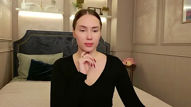 Arielle Vade online show from 05/12/26, 05:26