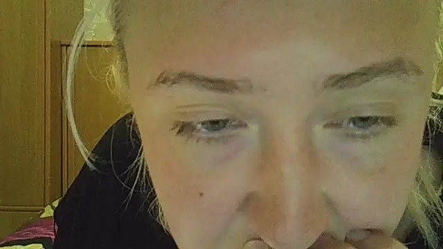 CurvyWild Lady30 online show from 05/31/26, 09:38