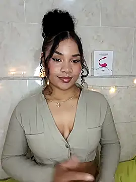 Snapshot of BrianaSweetxxx chatting on 02/17/26, 02:19 BrianaSweetxxx online show from 02/17/26, 02:19