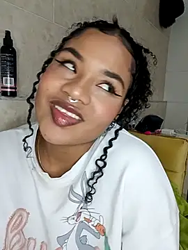 BrianaSweetxxx online show from 04/18/26, 03:43