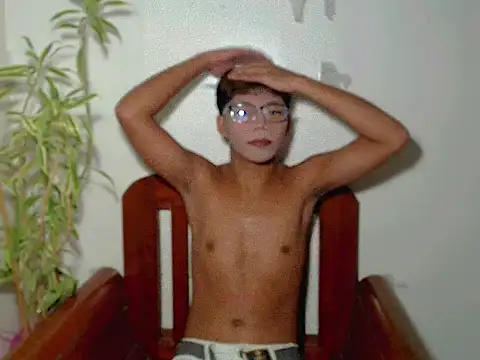 Snapshot of shopiaxox1 chatting on 03/03/26, 07:03 shopiaxox1 online show from 03/03/26, 07:03