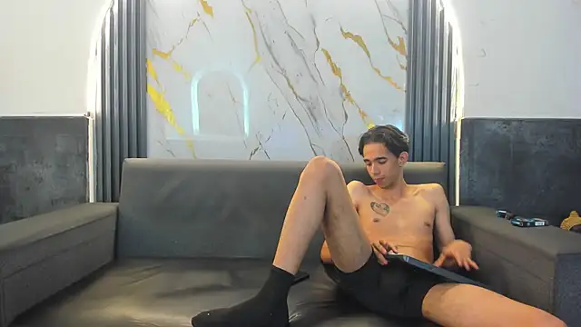 Isaak 26 online show from 03/13/26, 11:11