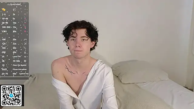 moon Gloww online show from 02/12/26, 05:13