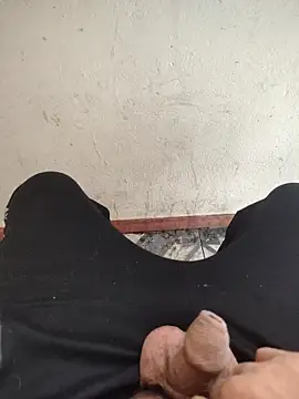 Snapshot of marioyesposa chatting on 02/26/26, 08:30 marioyesposa online show from 02/26/26, 08:30