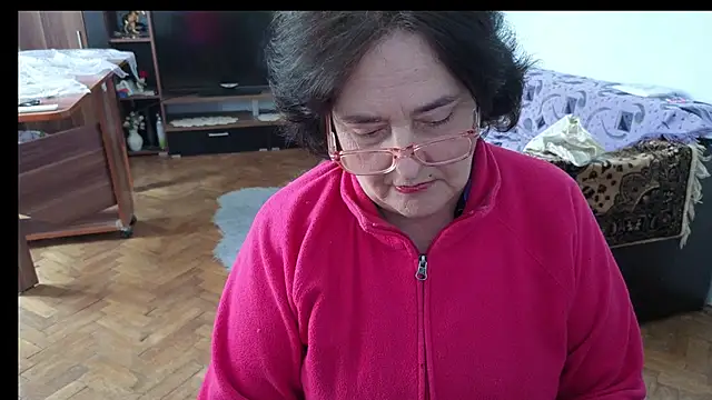 Snapshot of xMaryxAnne chatting on 02/21/26, 08:15 xMaryxAnne online show from 02/21/26, 08:15