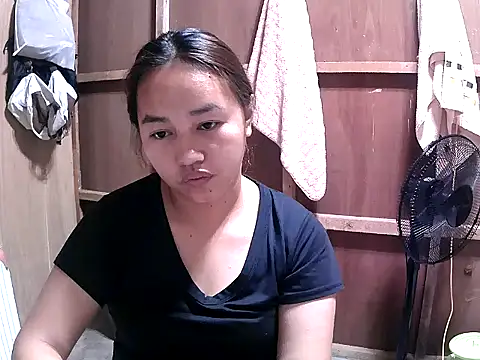 Snapshot of Cloudette_17 chatting on 02/28/26, 10:16 Cloudette 17 online show from 02/28/26, 10:16