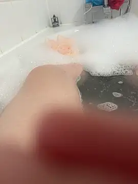 Snapshot of Piper_Milf_36 chatting on 02/23/26, 04:04 Piper Milf 36 online show from 02/23/26, 04:04