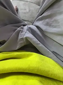 hassuniii online show from 02/10/26, 03:54