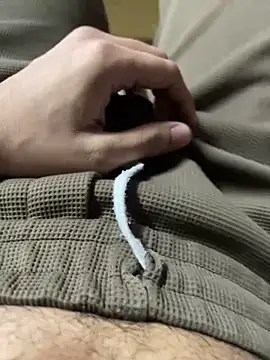 hassuniii online show from 04/03/26, 09:35