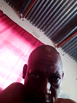 Snapshot of smallt98 chatting on 02/16/26, 07:59 smallt98 online show from 02/16/26, 07:59