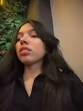 jadelaurent online show from 07/05/26, 10:28