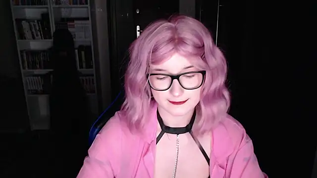 LunaXcherry online show from 03/06/26, 06:26