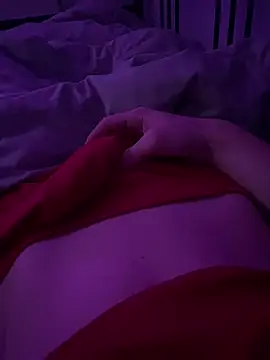 Snapshot of Comewithme690 chatting on 03/28/26, 10:37 Comewithme690 online show from 03/28/26, 10:37