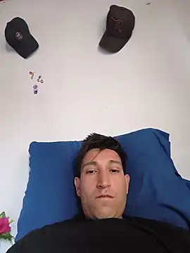 Snapshot of Gregoori chatting on 02/17/26, 03:29 Gregoori online show from 02/17/26, 03:29