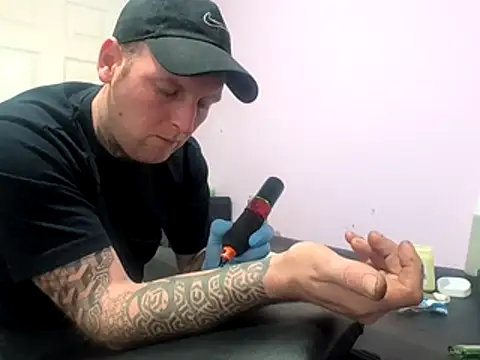 dave32000 online show from 02/19/26, 09:22