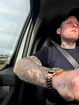 dave32000 online show from 02/25/26, 01:43