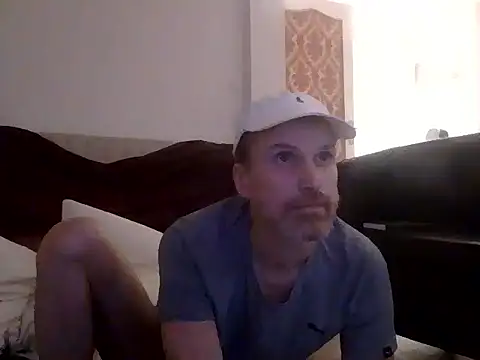 Mickredge online show from 02/15/26, 01:57