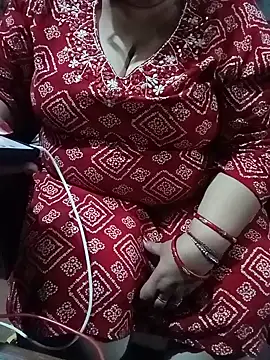 Snapshot of Simran_008 chatting on 05/30/26, 05:10 Simran 008 online show from 05/30/26, 05:10