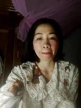 Snapshot of -Lundy- chatting on 02/11/26, 01:05 -Lundy- online show from 02/11/26, 01:05