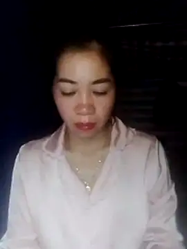 Snapshot of -Lundy- chatting on 02/16/26, 11:23 -Lundy- online show from 02/16/26, 11:23