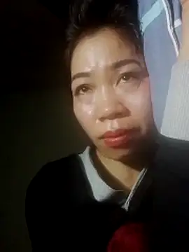 Snapshot of -Lundy- chatting on 02/21/26, 10:33 -Lundy- online show from 02/21/26, 10:33