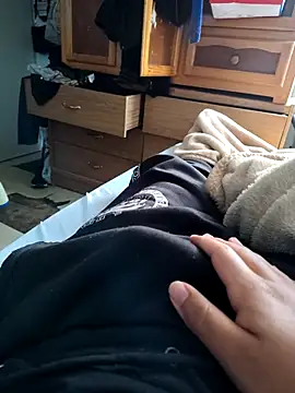 Gabrielj27 online show from 02/09/26, 05:06