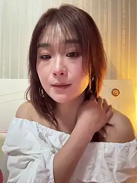 Snapshot of A-cola chatting on 02/14/26, 11:51 A-cola online show from 02/14/26, 11:51